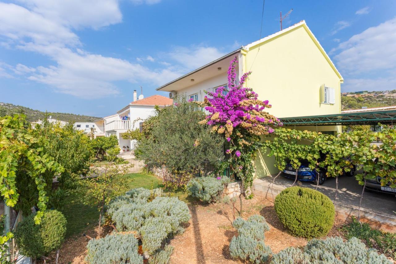 Seaside Holiday House Poljica, Trogir - 5161 Marina  Exterior foto