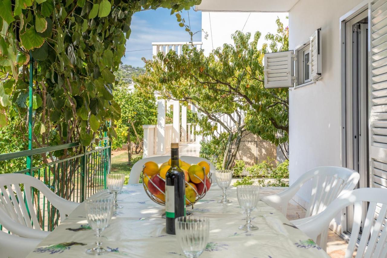 Seaside Holiday House Poljica, Trogir - 5161 Marina  Exterior foto